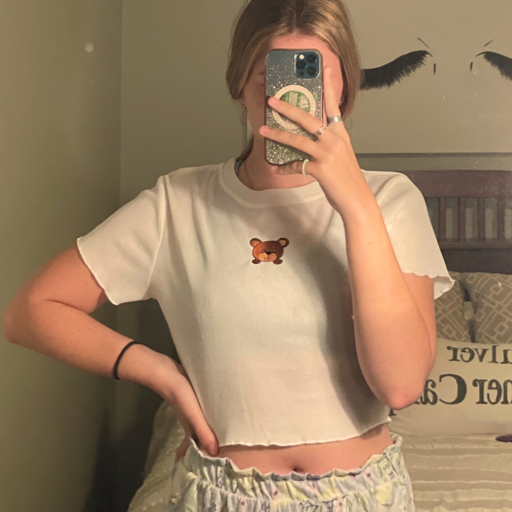 ROMWE Cropped Bear Shirt